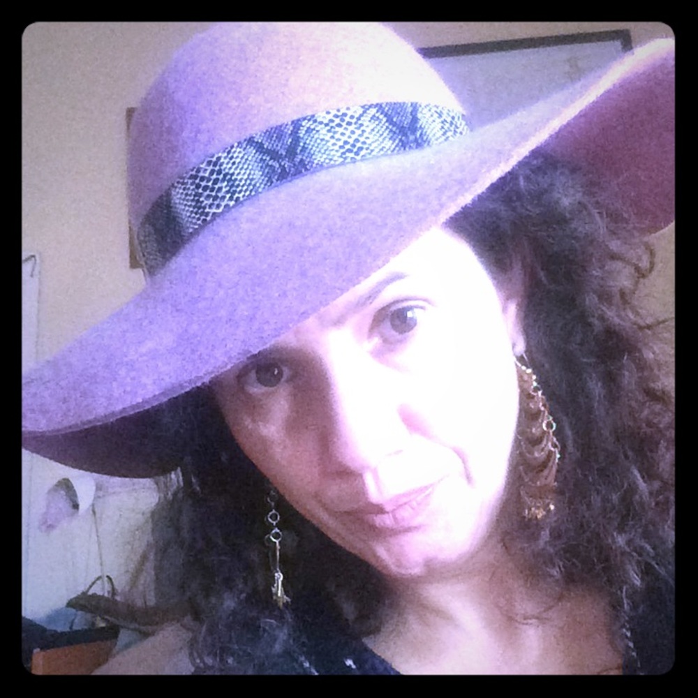 A barely used 100% wool hat by Hatch